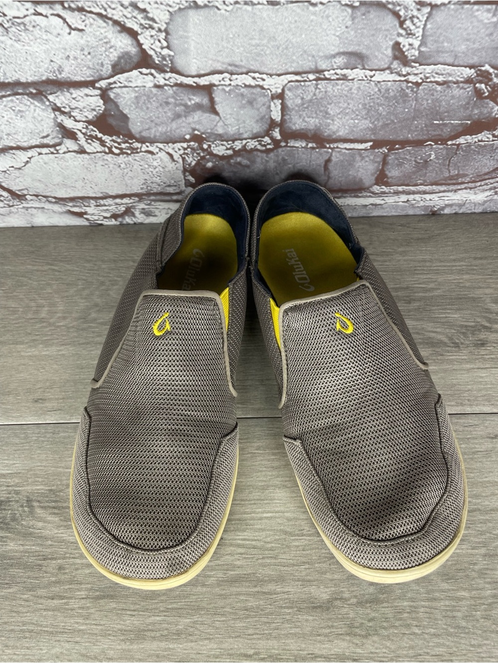 Olukai Nohea Mesh Men's Size 10 Slip on Loafers Shoes Gray Yellow 43EU